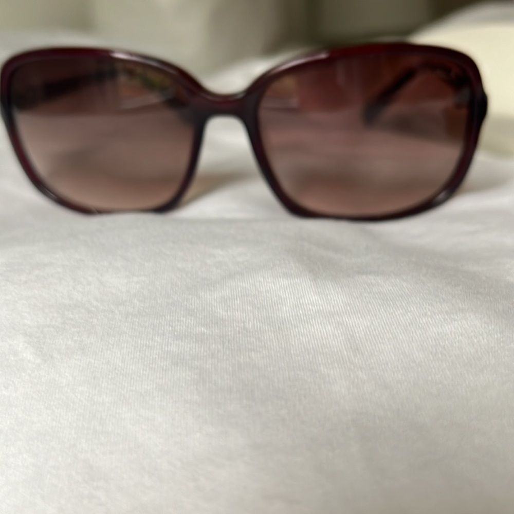 Coach S2052 burgundy sunglasses - Picture 6 of 8